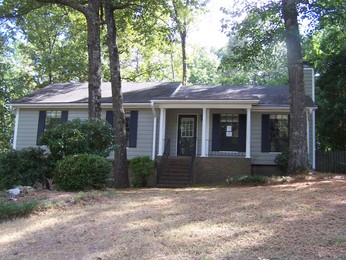 2526 Chandawood Ln, Pelham, AL Main Image