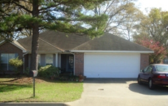 909 Oak Crest Ct, Wetumpka, AL Main Image