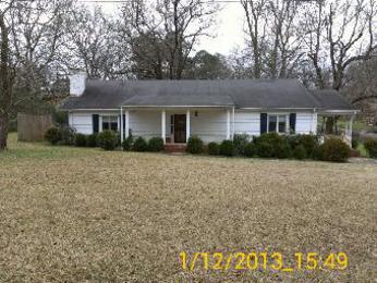 401 Hickory Rd, Gardendale, AL Main Image