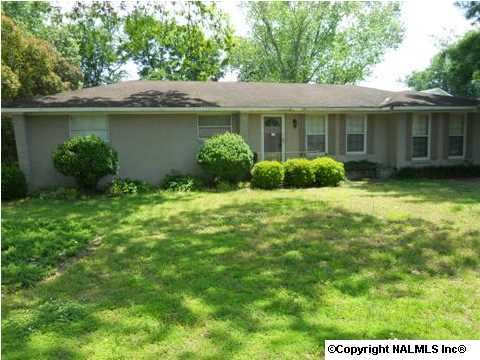 2626 Lake Ave Se, Decatur, Alabama  Main Image