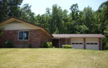 1011 E Oaks Manor Dr, Fayetteville, AR Main Image