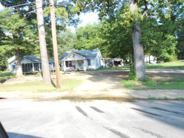 3 Houses, Camden, AR Main Image