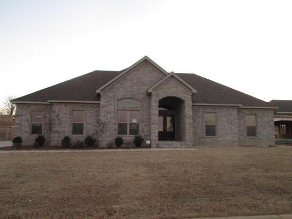 1588 Waterford Dr, Cabot, AR Main Image