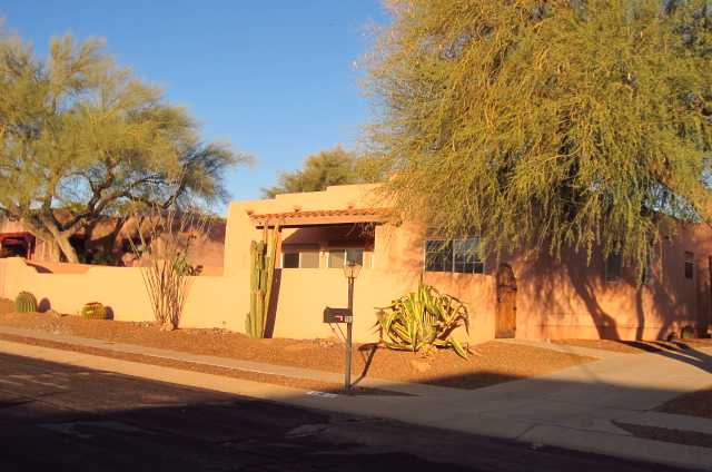 110 W Calle Escudilla, Green Valley, Arizona  Main Image