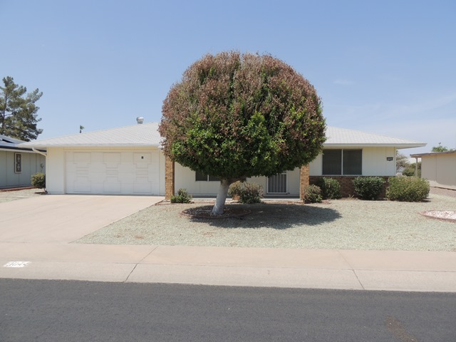 10044 W Oakmont Drive, Sun City, AZ Main Image