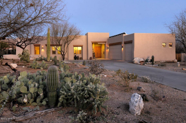 5200 N Sabino Hills Drive, Tucson, AZ Main Image