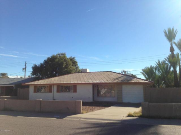 4401 E. Mitchell Drive, Phoenix, AZ Main Image