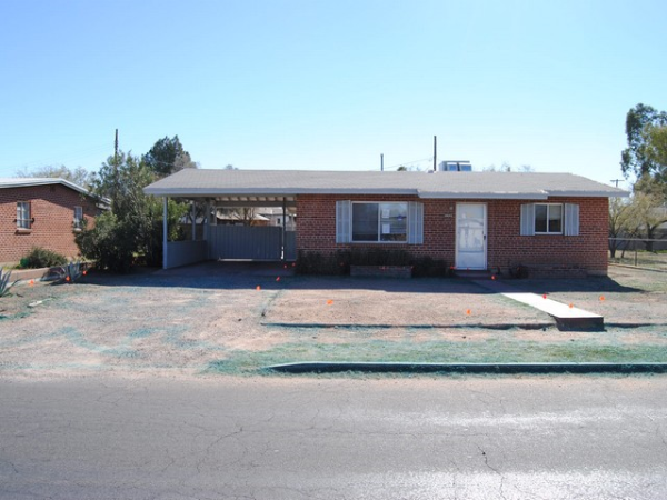 3342 E Silverlake Road, Tucson, AZ Main Image