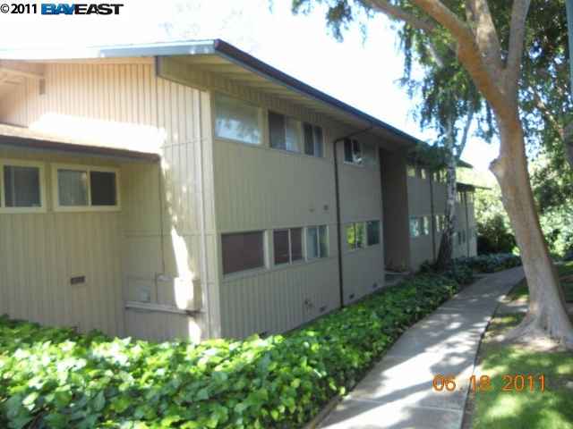 2930 Estates Ave #2, Pinole, CA Main Image