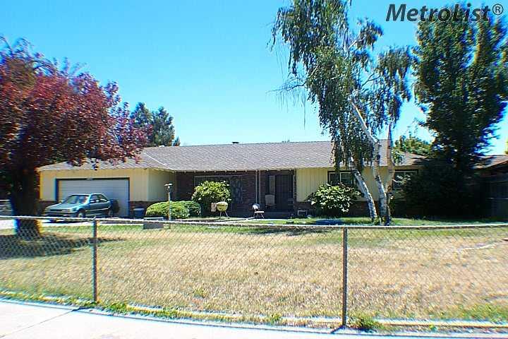 2036 Floyd Ave, Modesto, CA Main Image