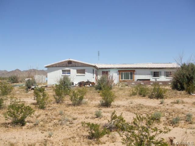 15450 Fairlane Rd, Lucerne Valley, CA Main Image