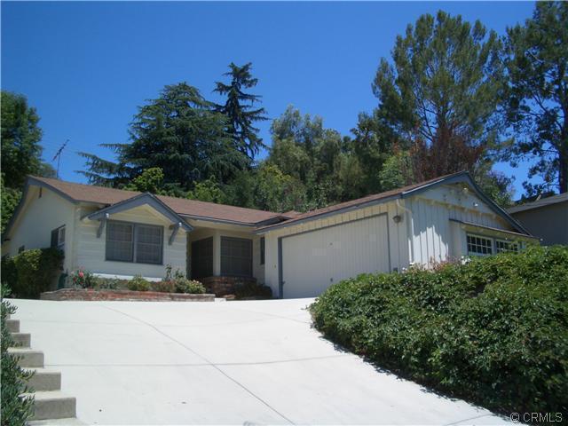5072 Calderon Rd, Woodland Hills, CA Main Image