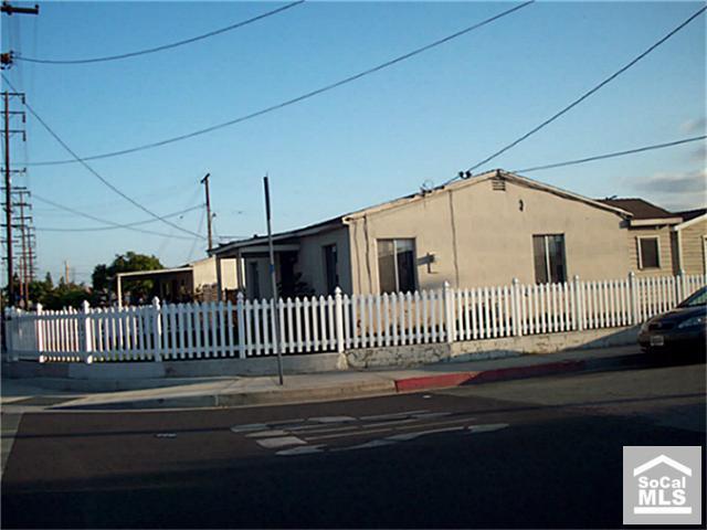 13917 N Downey Ave, Paramount, CA Main Image