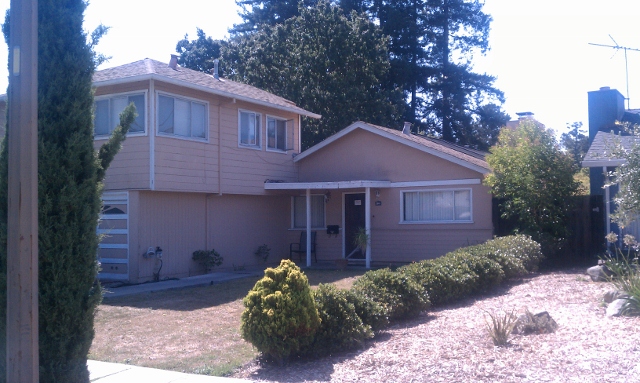 2683 Washington Ave, Redwood City, CA Main Image