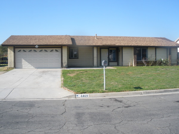 4409 Shetland Ln, Riverside, CA Main Image