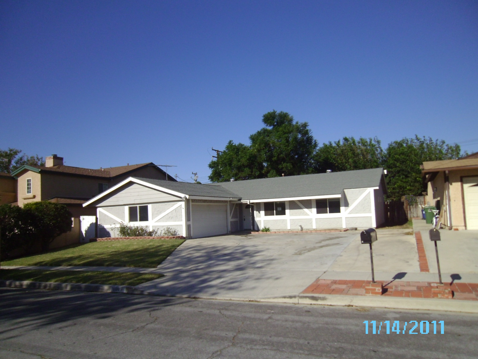 2065 Medina Ave, Simi Valley, CA Main Image