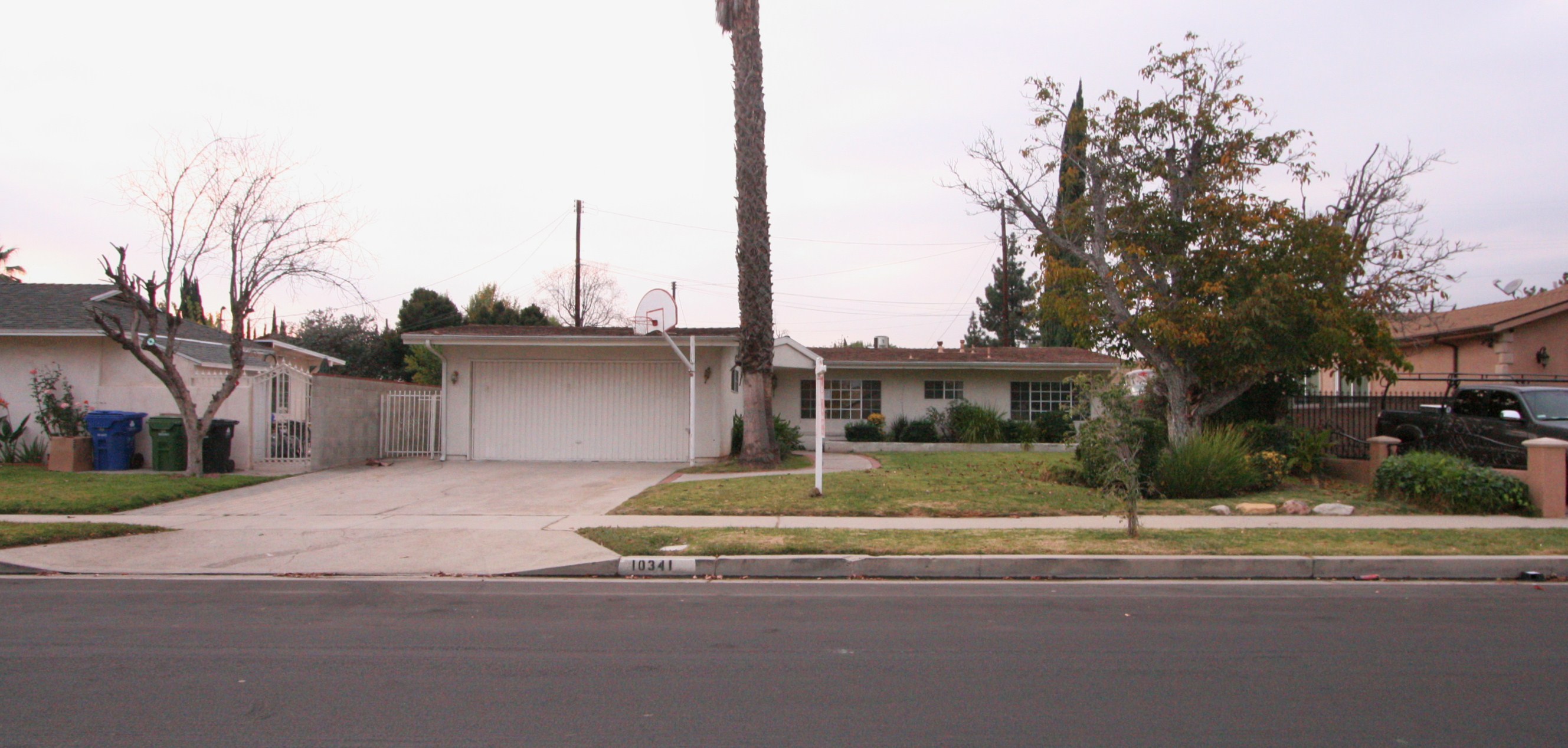 10341 Densmore Ave, Granada Hills, CA Main Image