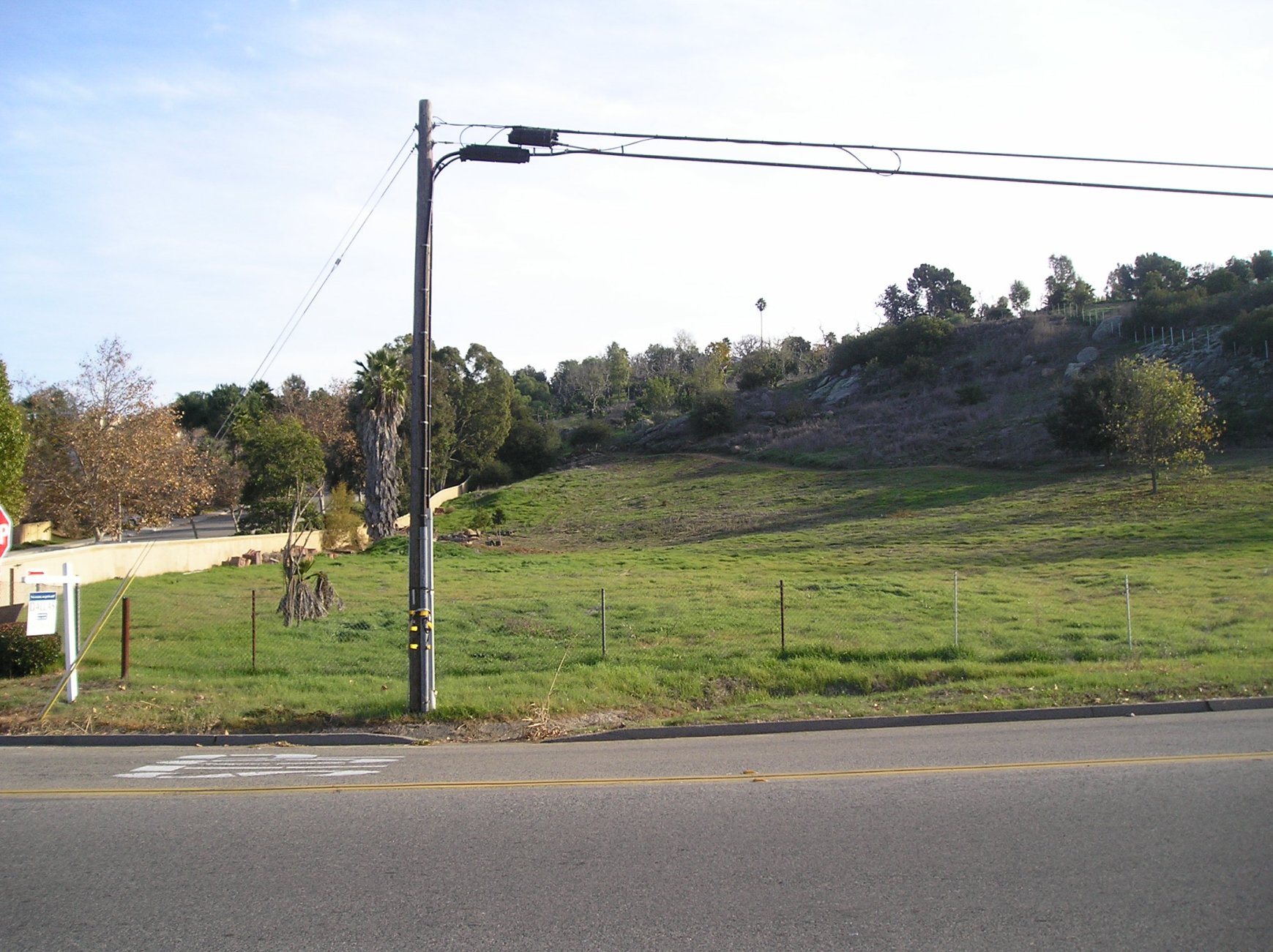 1081 Vista Ave, Escondido, CA Main Image