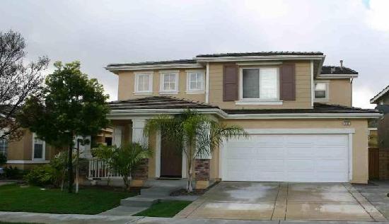 352 Infinidad Street, Oxnard, CA Main Image