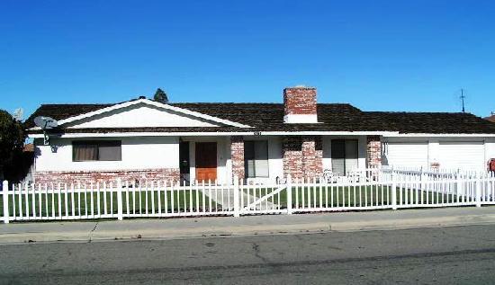 2416 Northhill Street, Selma, CA Main Image