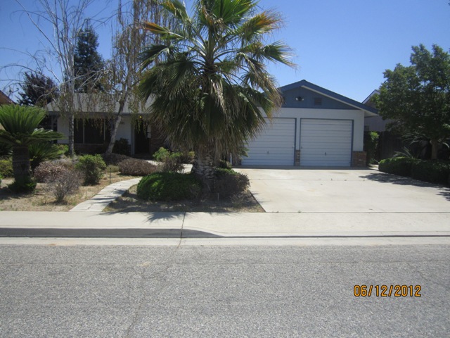 1530 S. Riverview Avenue, Reedley, CA Main Image