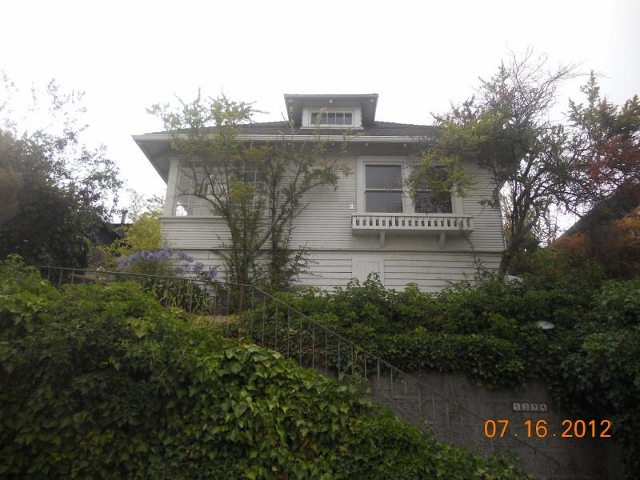 5394 Bryant Avenue, Oakland, CA Main Image