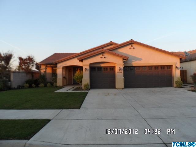 6242 W Thompson Ave, Visalia, California  Main Image