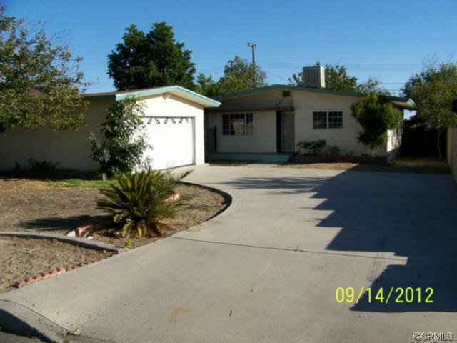 17527 Vine St, Fontana, California  Main Image