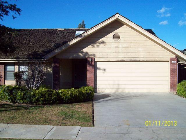 1584 W Herndon Ave, Fresno, California  Main Image