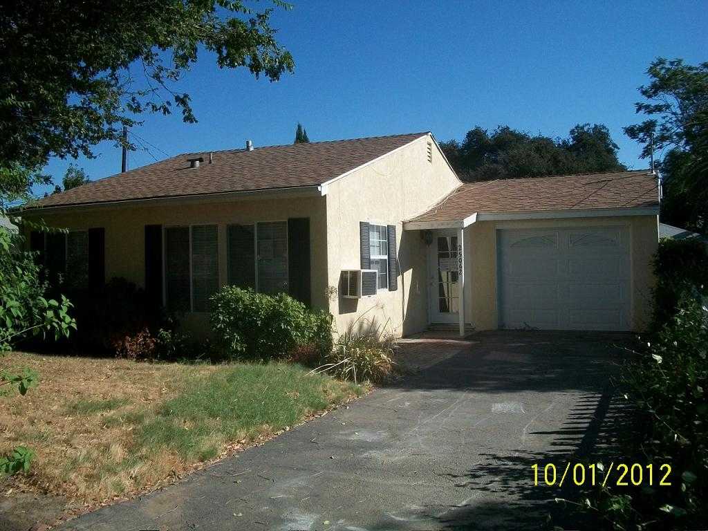 25062 Newhall Ave, Newhall, California  Main Image