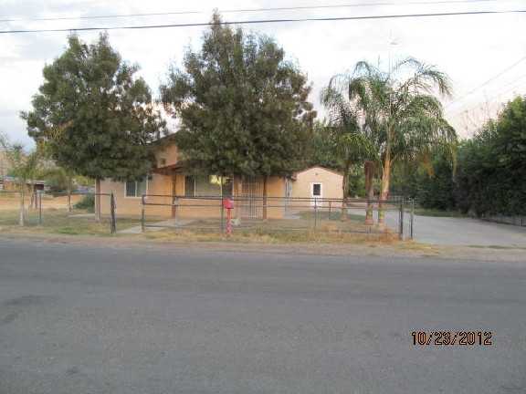 360 Page St, Porterville, California  Main Image