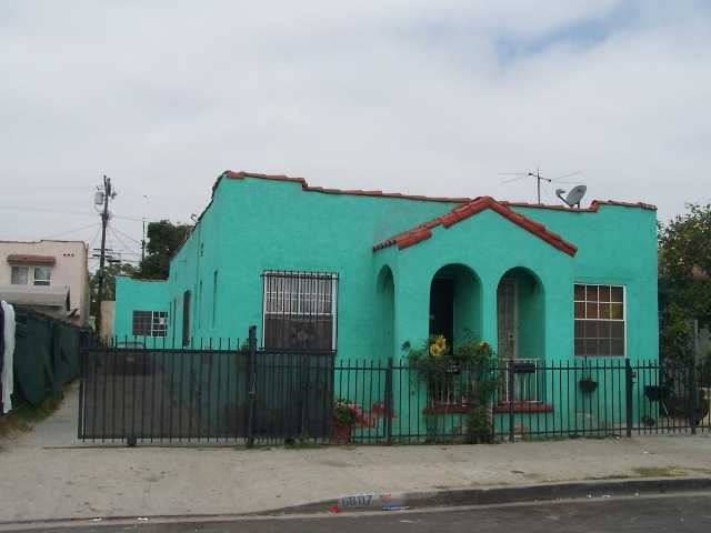 68056807 6807 1 2 Bons, Avenue Los An, California  Main Image