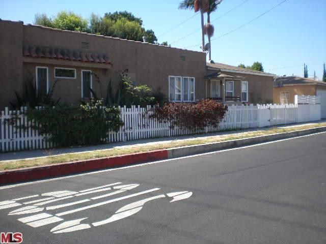 701 S Inglewood Ave, Inglewood, California Main Image