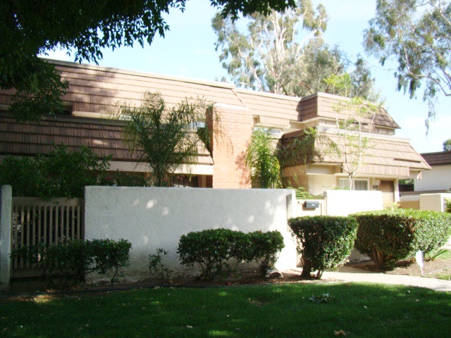 10346 Larwin Avenue Unit 14, Chatsworth, CA Main Image
