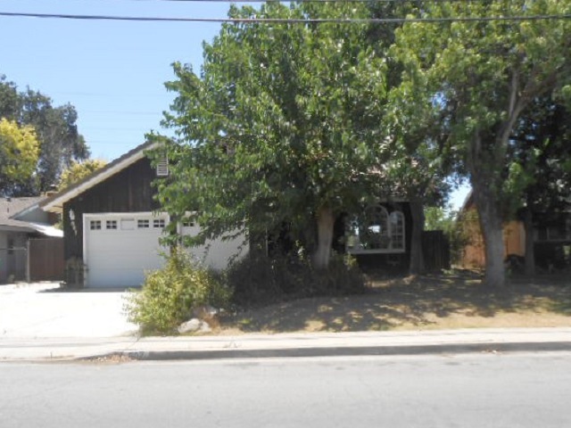 607 Mckelvey Avenue, Bakersfield, CA Main Image