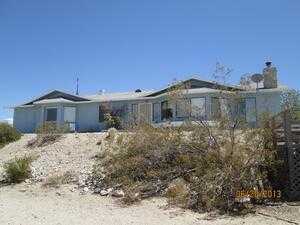 7633 Marmont Road, Lucerne Valley, California  Main Image