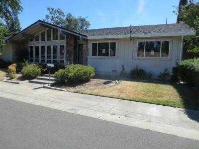 9523 School St, Elk Grove, California  Main Image