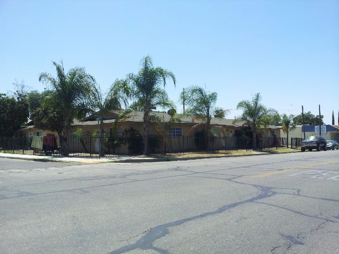 301 Crawford Street, Bakersfield, CA Main Image