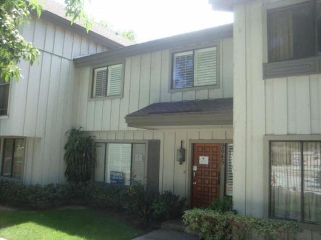 9645 Karmont Avenue, South Gate, CA Main Image