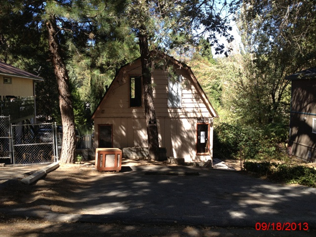 416 Redwood Drive, Crestline, CA Main Image