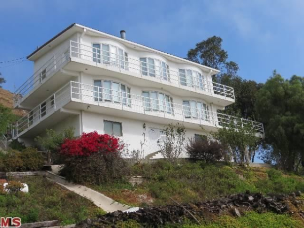 21733 Castlewood Dr, Malibu, CA Main Image