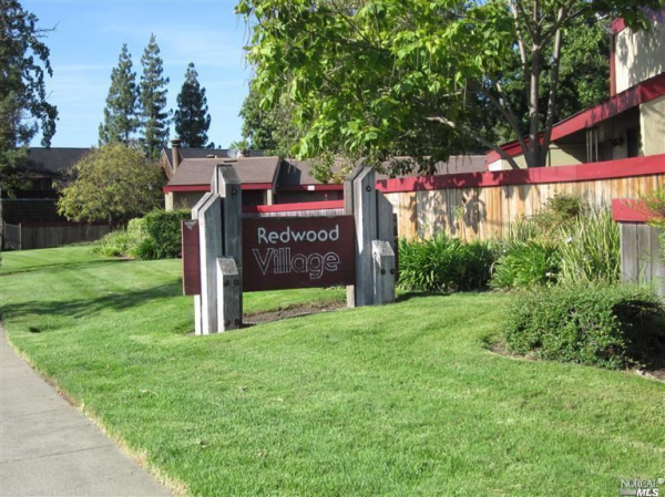 42 Redwood Ct, Santa Rosa, CA Main Image
