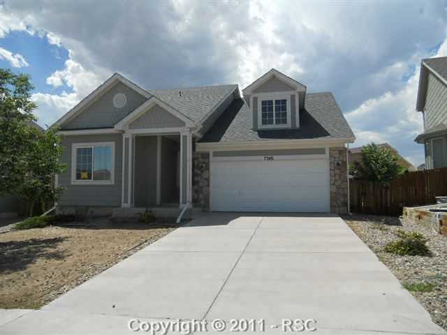 7346 Bentwater Dr, Fountain, CO Main Image