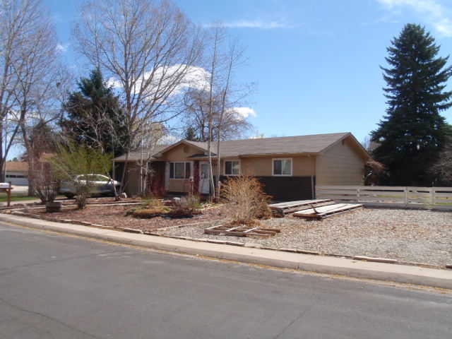 325 Del Clair Rd, Fort Collins, CO Main Image