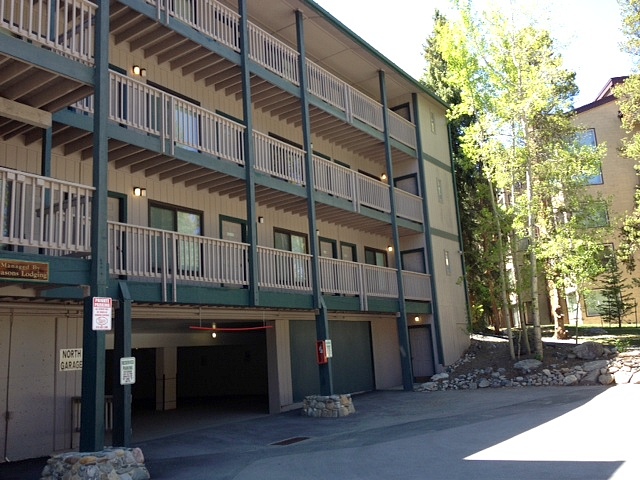 Columbine Dr Unit 13, Hoa Requires Payment For Acces, Breckenridge, CO Main Image