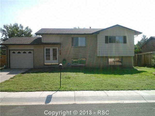 7031 Cleveland Ct, Colorado Springs, CO Main Image