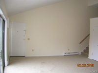 38 Padanaram Ave Apt B28, Danbury, Connecticut  Image #6352809