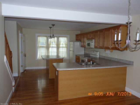 38 Harbor View Ln, Norwich, Connecticut Image #6547430