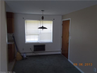 1089 Blue Hills Ave Apt F, Bloomfield, Connecticut  Image #7348424