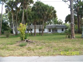 7623 Lakeview Dr, Melbourne, FL Main Image